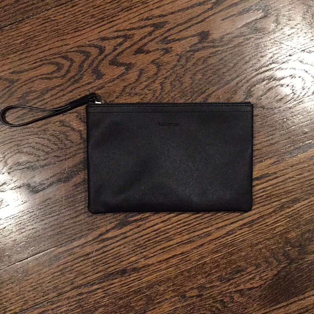 Lululemon black athletic clutch